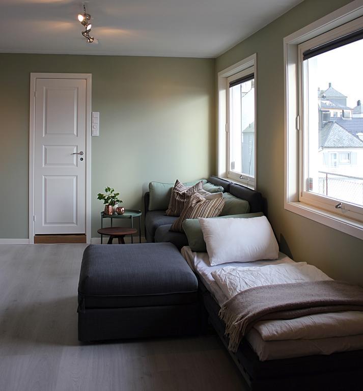 City View Studio Apartment Ålesund Buitenkant foto